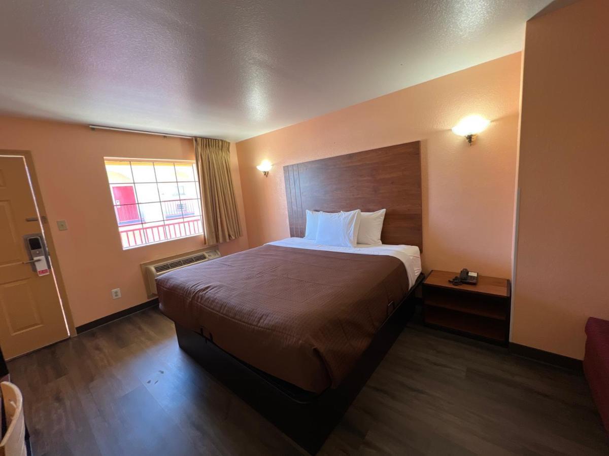 Executive Inn & Suites Lackland Afb San Antonio Esterno foto