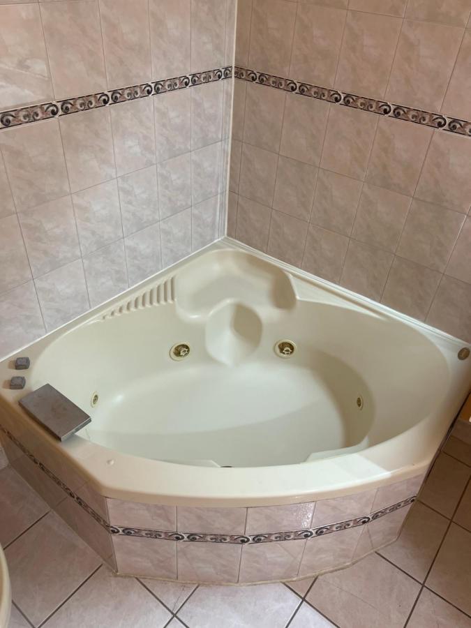 Executive Inn & Suites Lackland Afb San Antonio Esterno foto