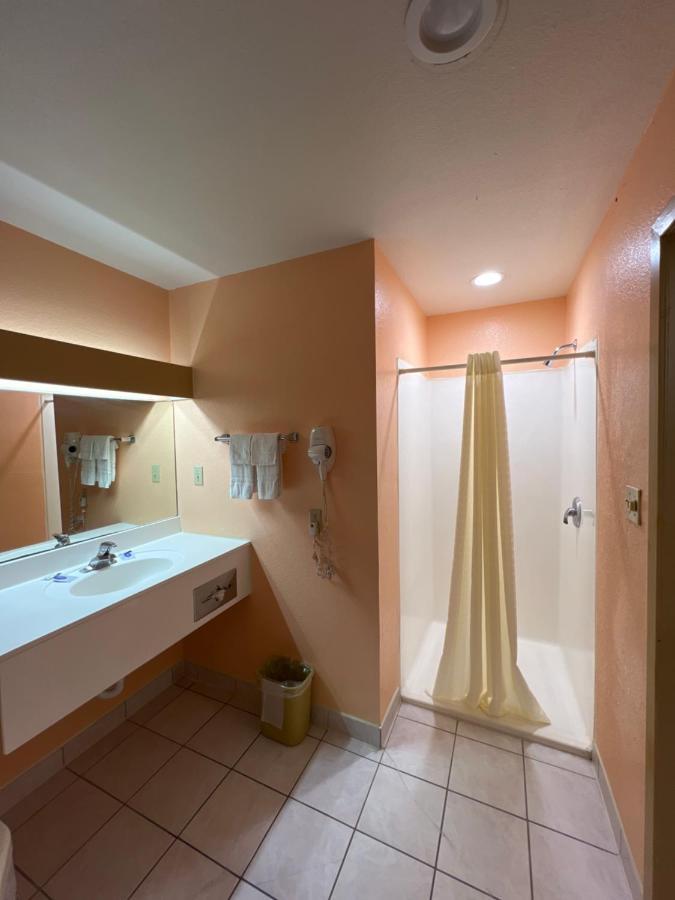 Executive Inn & Suites Lackland Afb San Antonio Esterno foto