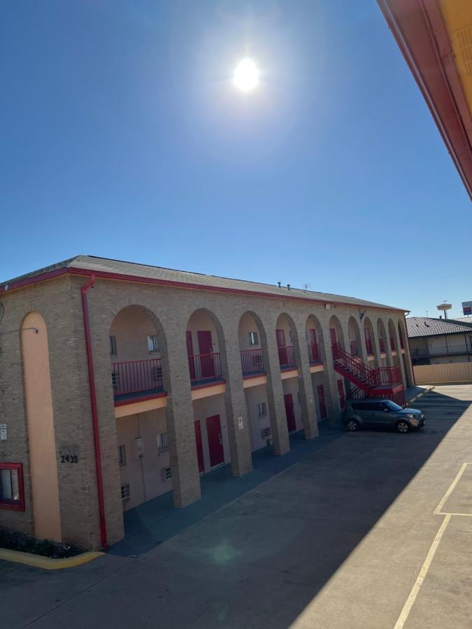 Executive Inn & Suites Lackland Afb San Antonio Esterno foto